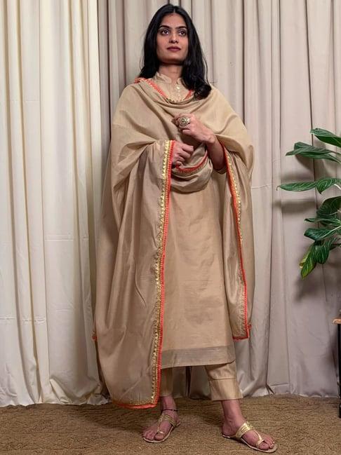 desi weavess beige kurta pant set with dupatta