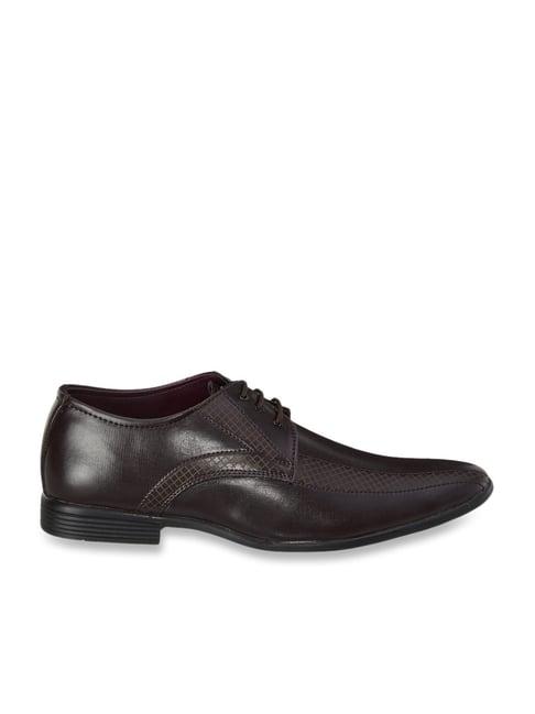 duke men's brown derby shoes