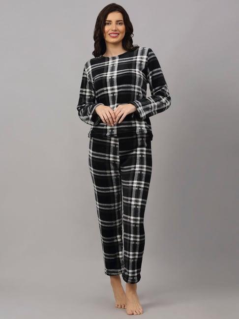 neudis black check top with pyjamas