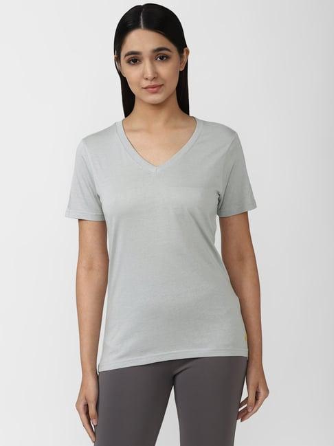 forever 21 grey v-neck t-shirt