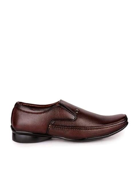 action men's brown formal loafers