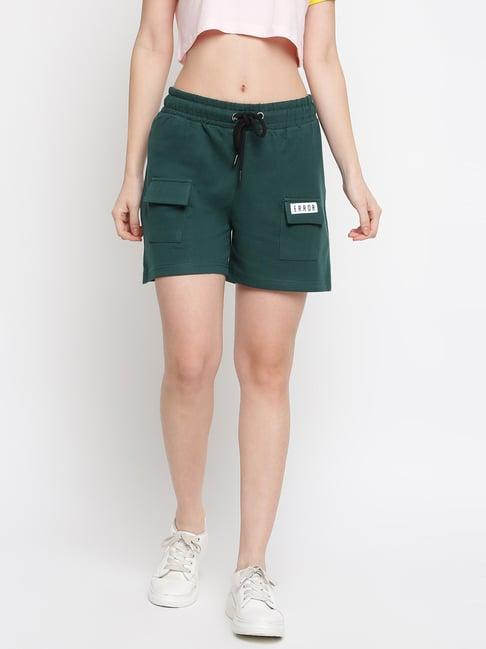 belliskey green cotton regular fit shorts