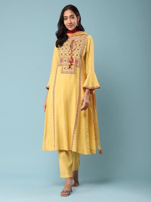 aarke ritu kumar yellow embroidered kurta with pant and dupatta