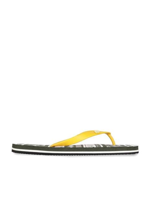 united colors of benetton men's yellow flip flops