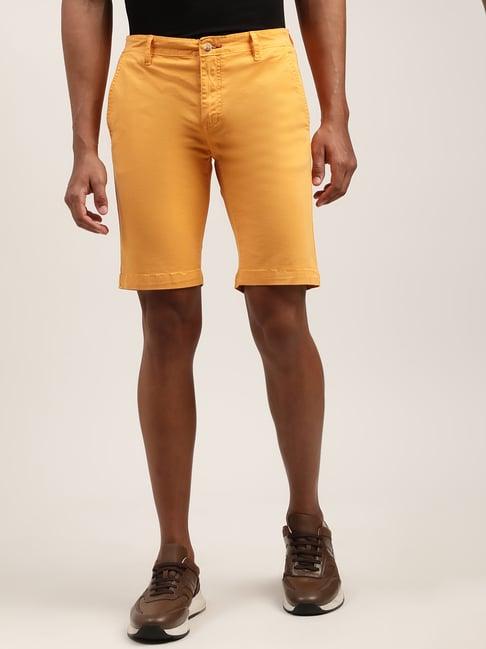 lindbergh mustard regular fit shorts