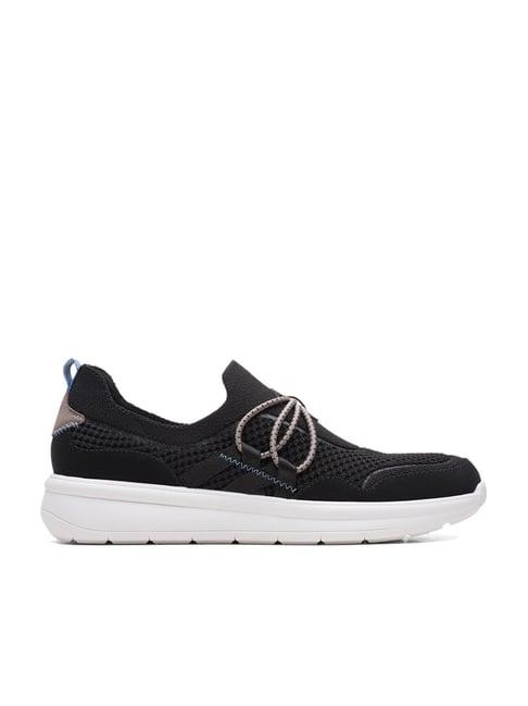 clarks women's ezera run black walking shoes