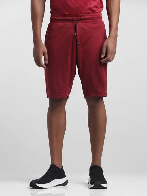 starter maroon regular fit shorts