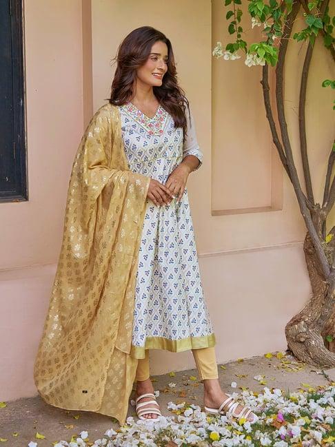 aurelia women off white floral print silk kurta set with leggings & dupatta