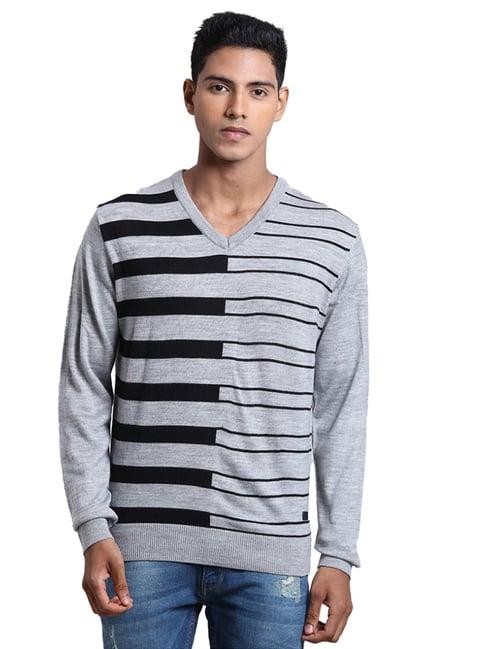 parx grey regular fit striped sweater