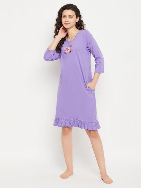 clovia purple graphic print night dress