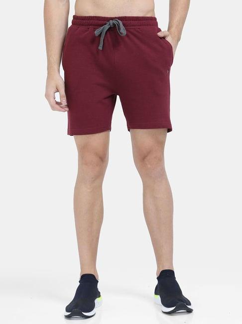 masculino latino maroon regular fit shorts