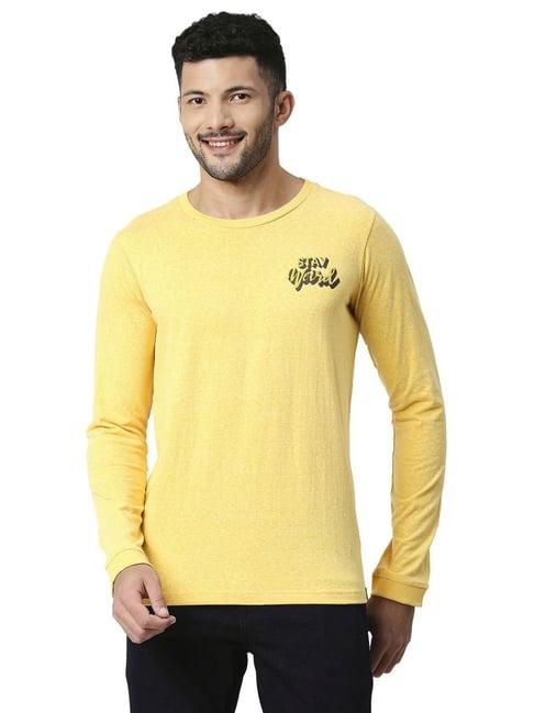 basics yellow slim fit printed t-shirt