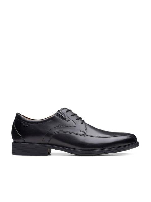 clarks men's whiddon pace black derby shoes