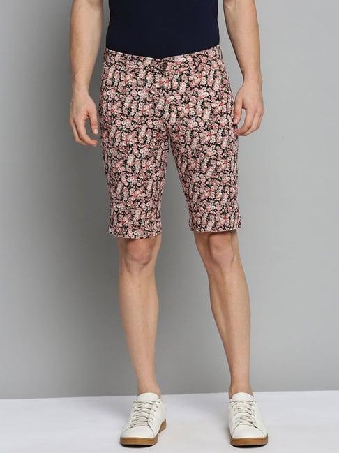 show off peach cotton regular fit printed shorts