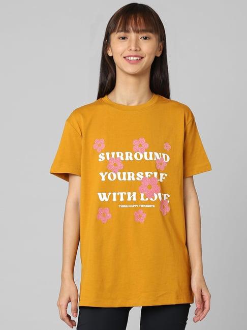 only mustard cotton graphic print t-shirt