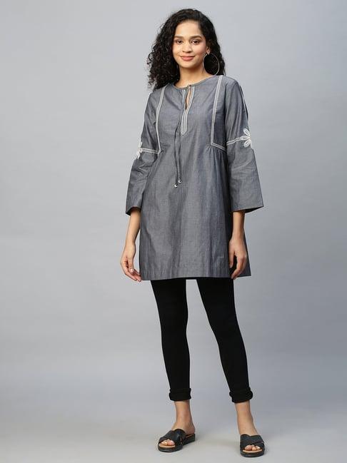 chemistry grey textured kurta with leggings