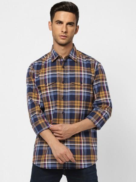 men regular fit checkered casual shirt