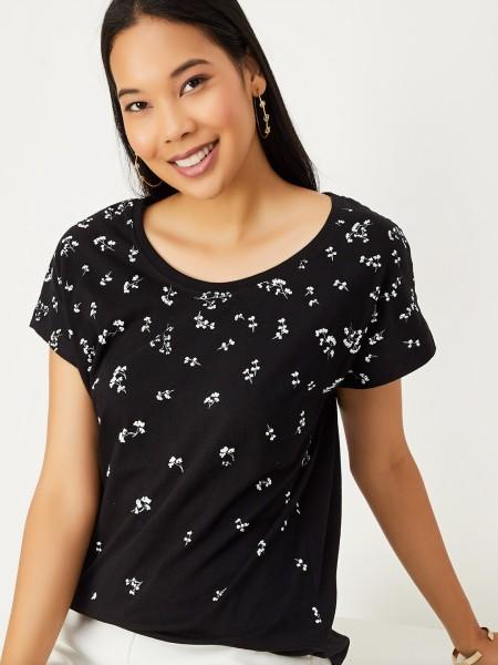 women printed scoop neck pure cotton black t-shirt