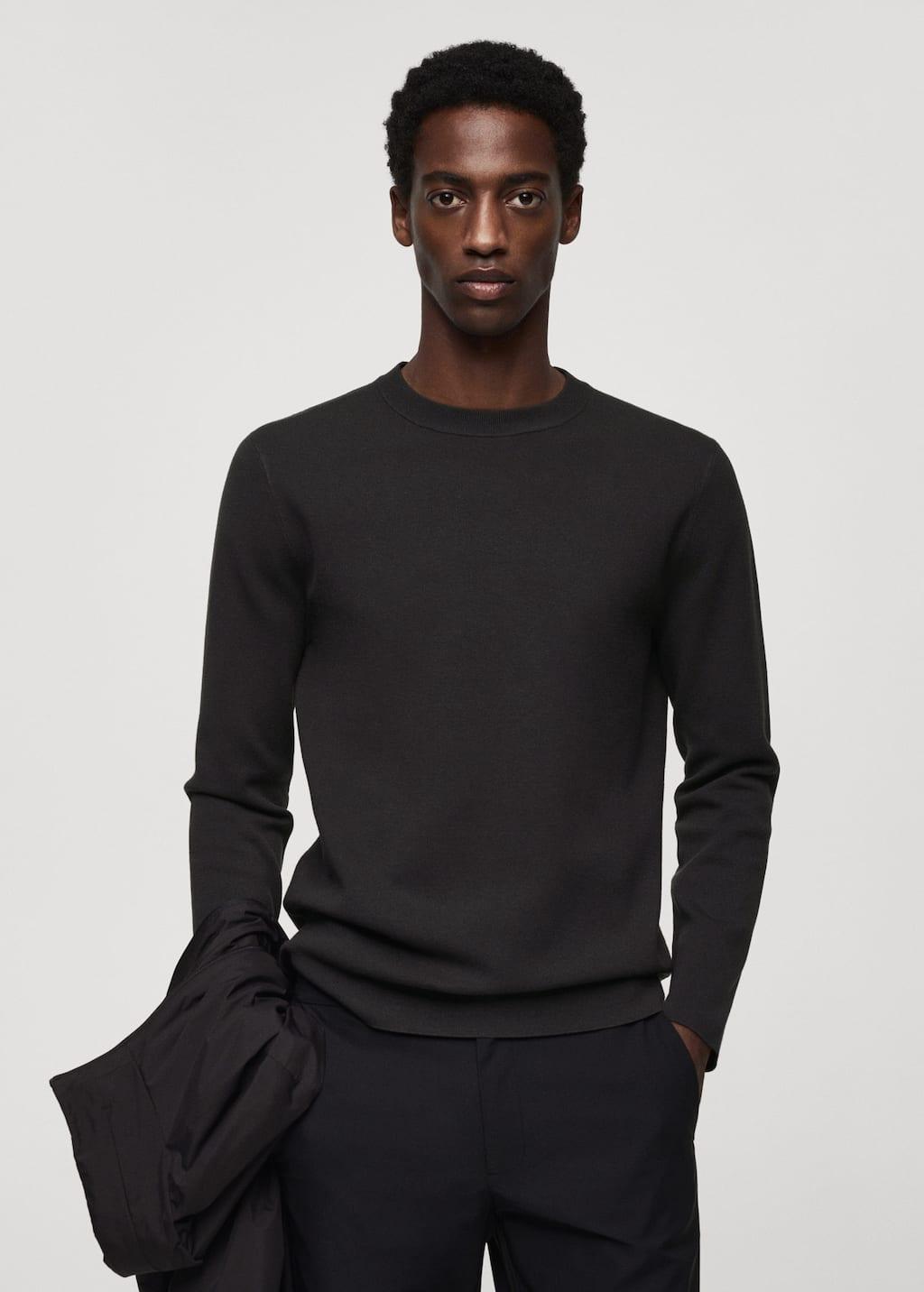 thermoregulating fine-knit sweater